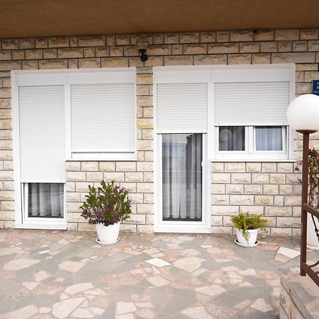 Apartment Beky Подстрана Екстер'єр фото